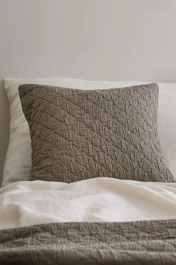 Textilier Ellos Home Kuddfodral Thelma Check I Bomull, 50x50 Cm -Sängkläder Försäljning 2024 ell 1537796 10 Fm M0082247