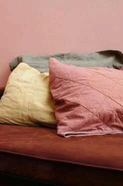 Textilier Ellos Home Kuddfodral Rania I Vintagetvättad Bomull -Sängkläder Försäljning 2024 ell 1666046 08 De 01