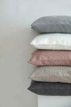 Textilier Svanefors Kuddfodral Trond 7 Textilier Svanefors Kuddfodral Trond -Sängkläder Försäljning 2024 hom 1684289 05 De 01