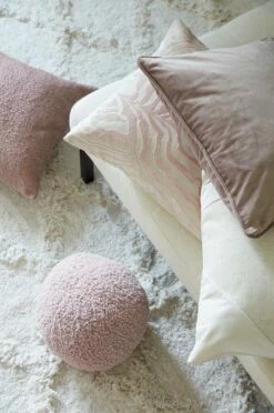 Textilier Svanefors Kuddfodral Inger 7 Textilier Svanefors Kuddfodral Inger -Sängkläder Försäljning 2024 hom 1684340 04 De 01