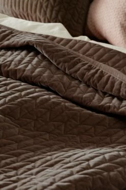 Textilier Jotex TILY Bäddpaket - Dubbelsäng 160 Cm, Sängkappa 60 Cm