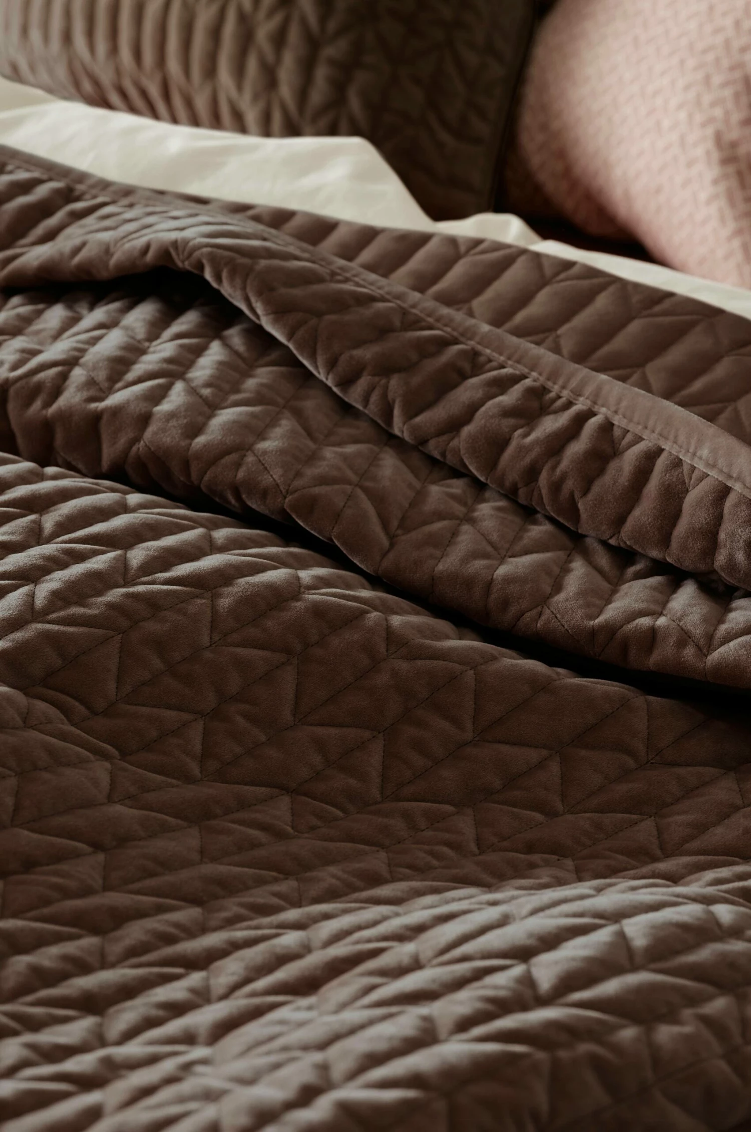 Textilier Jotex TILY Bäddpaket - Dubbelsäng 160 Cm, Sängkappa 60 Cm 3 Textilier Jotex TILY Bäddpaket - Dubbelsäng 160 Cm, Sängkappa 60 Cm