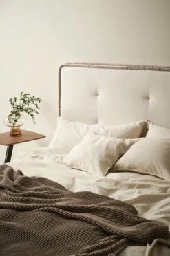 Möbler Jotex CLIFTON Sänggavel 180 Cm -Sängkläder Försäljning 2024 jot 1646972 03 Fm M0053935